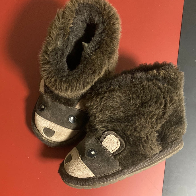 Emu australia (retail over $100) 18-24m