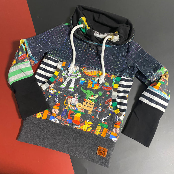 LAB ( pockets and lots of extra details ) 3-6y