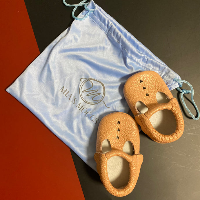 Mia Moccs 4