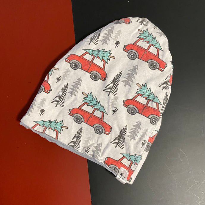 Tagged Ps ( unknown shop ) 1/2 slouch beanie