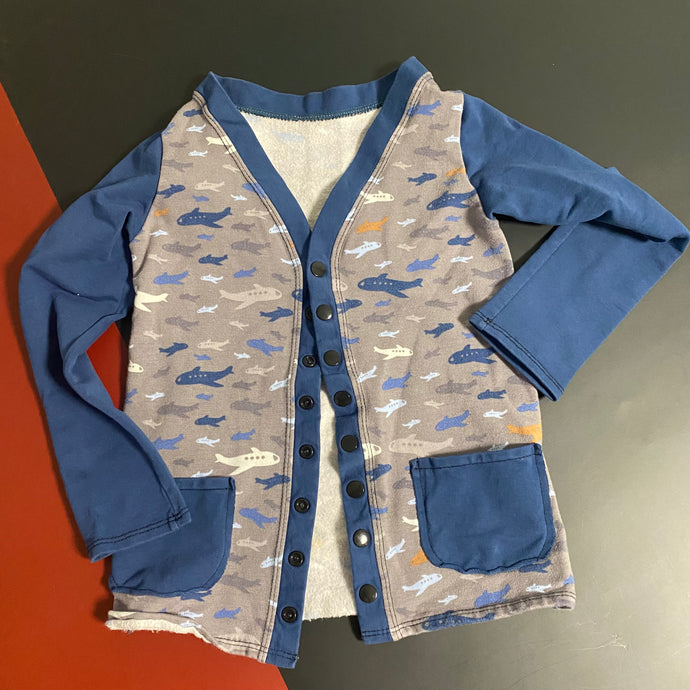 Cardigan ( unknown small shop ) 4T