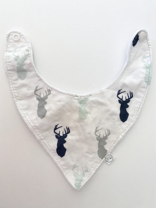 Deer Bib (nb-6m) Very good condidtion